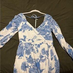 American Eagle Outfitters Blue Floral Long Sleeve Dress